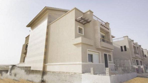 Stunning Townhouse in Cairo at Alex Desert Road